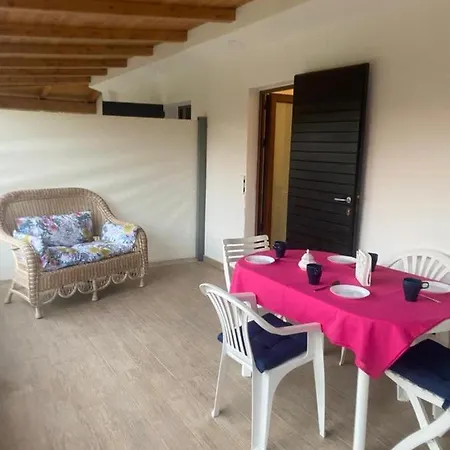 Il Nespolo Casa Vacanze A Due Passi Dal Mare אולביה