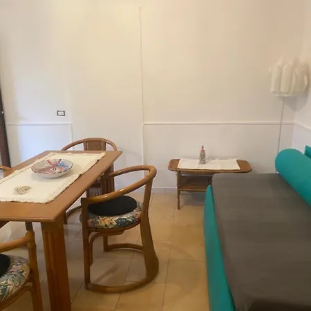 דירה Il Nespolo Casa Vacanze A Due Passi Dal Mare אולביה