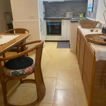 דירה Il Nespolo Casa Vacanze A Due Passi Dal Mare אולביה