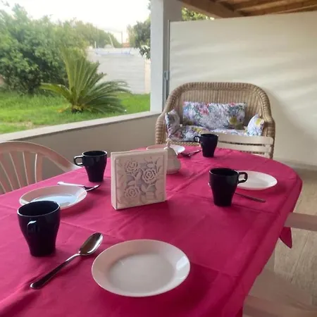 Il Nespolo Casa Vacanze A Due Passi Dal Mare אולביה