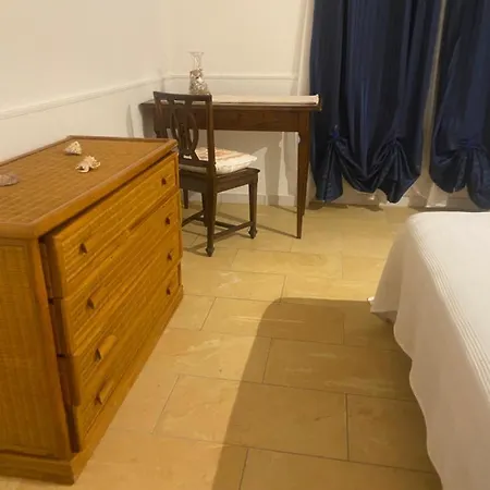 Il Nespolo Casa Vacanze A Due Passi Dal Mare * אולביה