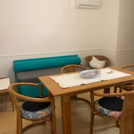 Il Nespolo Casa Vacanze A Due Passi Dal Mare Apartment *