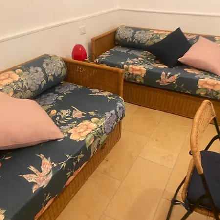 Apartment Il Nespolo Casa Vacanze A Due Passi Dal Mare