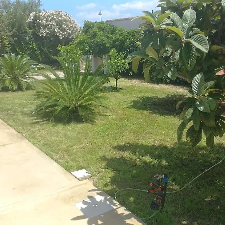 Il Nespolo Casa Vacanze A Due Passi Dal Mare Apartman *